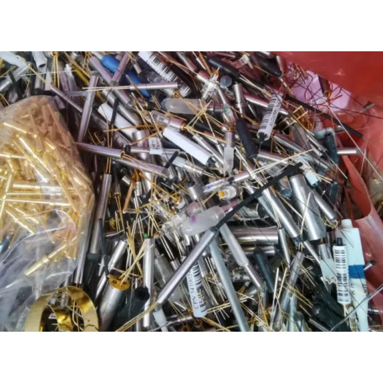 다금속 폐기물의 계단식 분리 및 회수 테스트