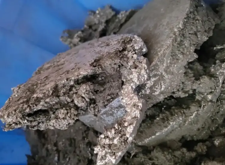 주석 화학 잔류물에서 금속 농축 테스트